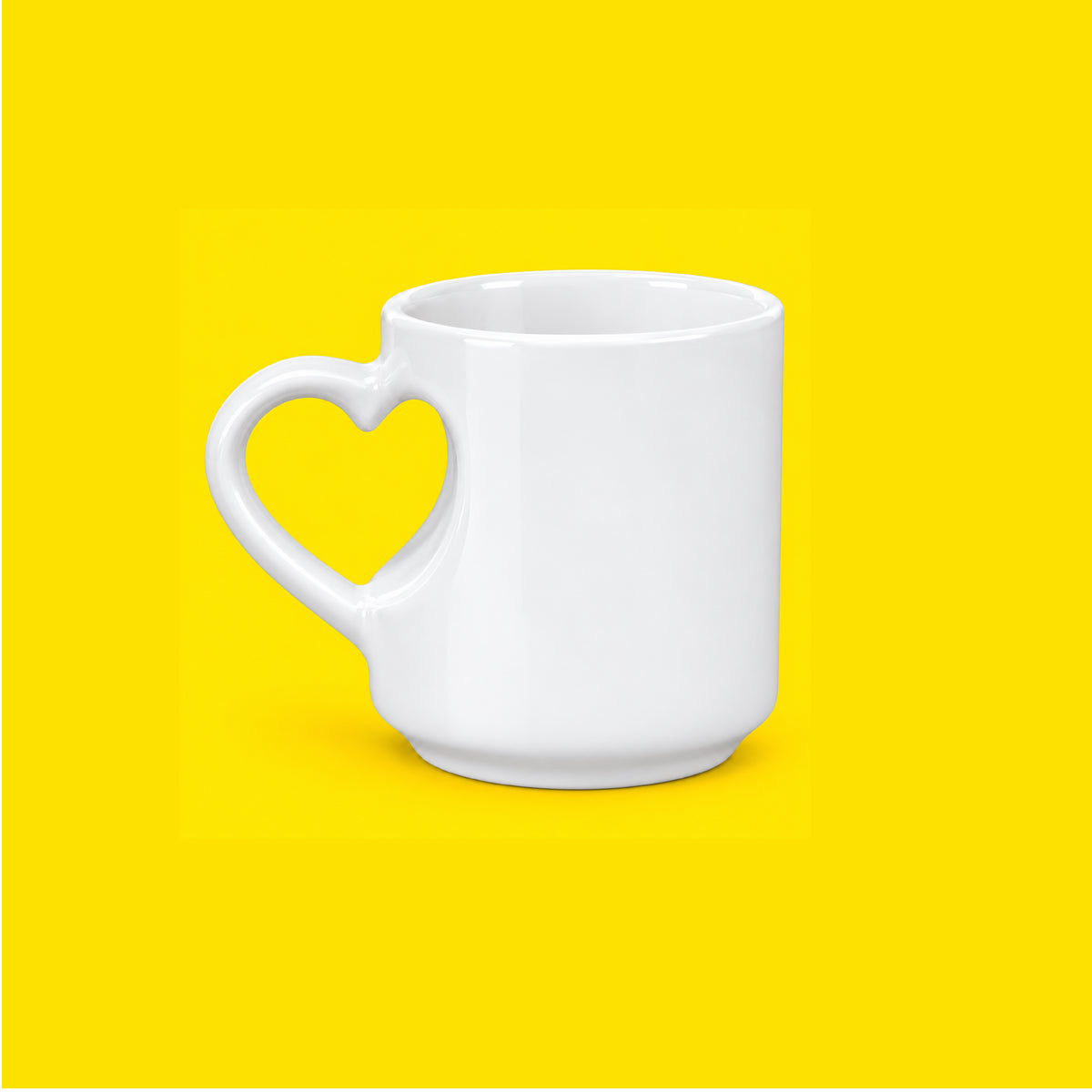 Taza de Cerámica 11 oz Personalizada – Taza con Asa de Corazón